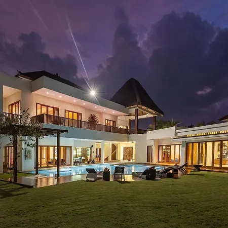 Sky Haven Retreat 6Br Villa In Balangan, Uluwatu
